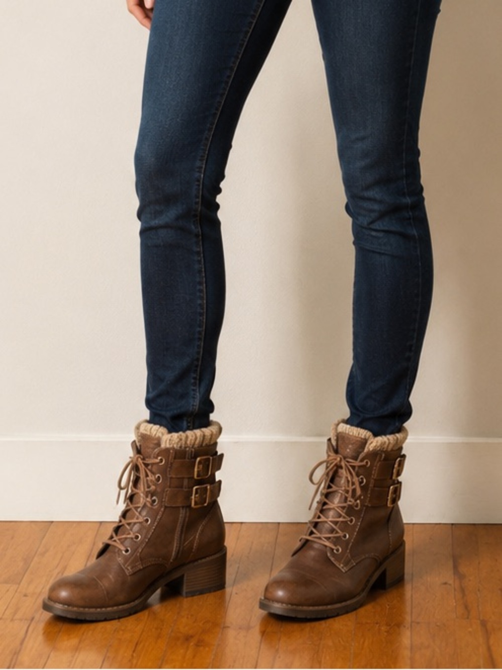 POP Ricardo Brown Lace Up Combat Sweater Knit Trim Buckle Zip Booties Sz 8.5M